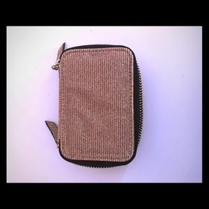 7-day pill organizer